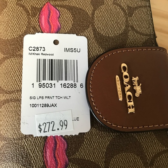 Coach Wallet🎈🎈 - Picture 3 of 6